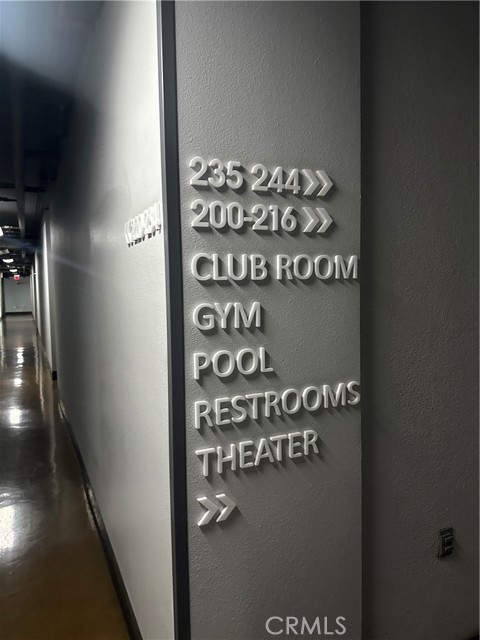 645 W 9th Street, Los Angeles CA: https://media.crmls.org/medias/16c1dd0c-9d5d-4661-a610-6731e85a21cd.jpg