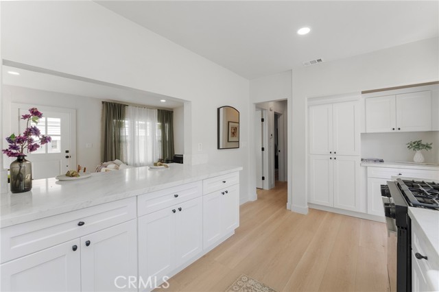 Detail Gallery Image 19 of 29 For 2626 Crestmoore Pl, Los Angeles,  CA 90065 - 2 Beds | 2 Baths