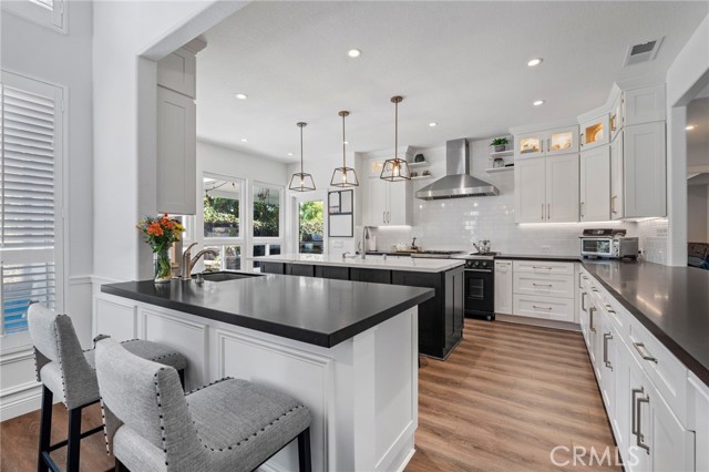 3 Snowdon, Rancho Santa Margarita CA: https://media.crmls.org/medias/16c2b59b-3948-4eb1-b17f-c3ee9311a129.jpg