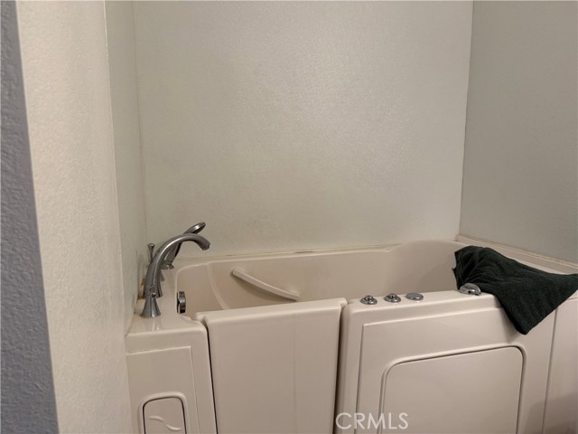 17798 Cherry Street, Hesperia CA: https://media.crmls.org/medias/16c2c70f-9261-4843-8508-4ef1a22f501a.jpg