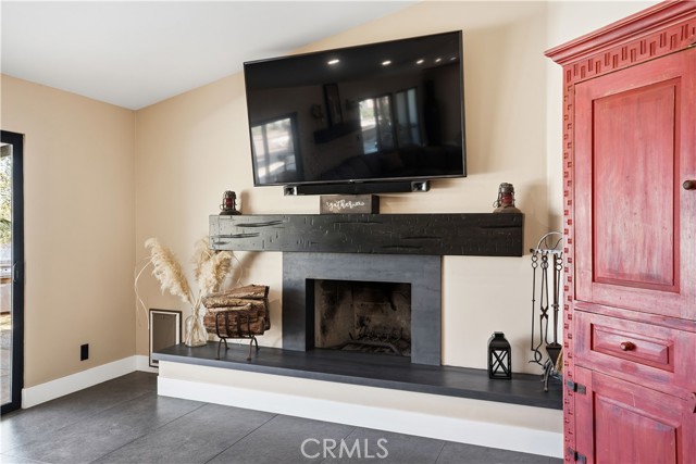 Detail Gallery Image 17 of 69 For 30861 Blackhorse Dr, Canyon Lake,  CA 92587 - 4 Beds | 2/1 Baths