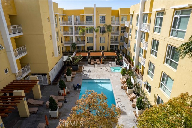 Detail Gallery Image 48 of 64 For 21301 Erwin St #237,  Woodland Hills,  CA 91367 - 2 Beds | 2 Baths