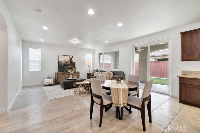 Detail Gallery Image 24 of 49 For 1776 Whiteash, Clovis,  CA 93619 - 4 Beds | 4 Baths