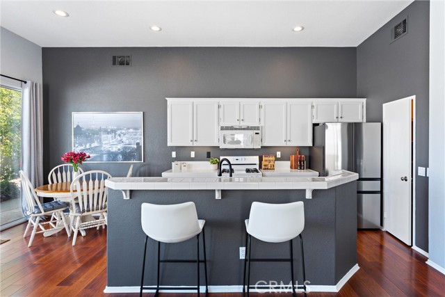 Detail Gallery Image 5 of 43 For 13700 Basswood Dr, Corona,  CA 92883 - 3 Beds | 2 Baths