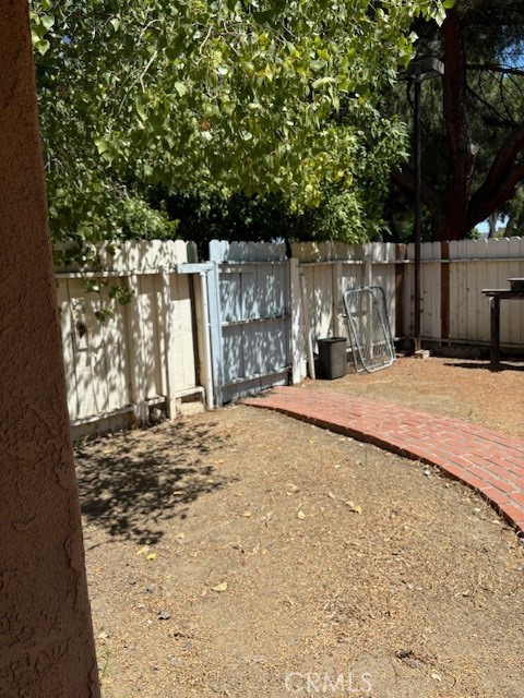 Detail Gallery Image 21 of 29 For 629 E Latham Ave, Hemet,  CA 92543 - 3 Beds | 1 Baths