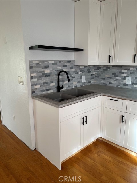 Detail Gallery Image 6 of 8 For 4488 Hillside, Norco,  CA 92860 - 0 Beds | 1 Baths