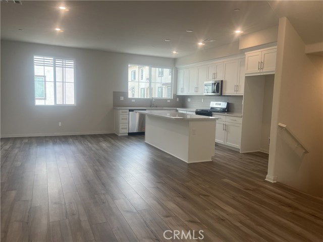 2131 Cumberland, Pomona CA: https://media.crmls.org/medias/16c58f9b-86b5-4603-a70f-f5fb4be18a96.jpg