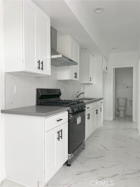 Detail Gallery Image 2 of 13 For 1102 Larimore Ave #9,  La Puente,  CA 91744 - 2 Beds | 1 Baths