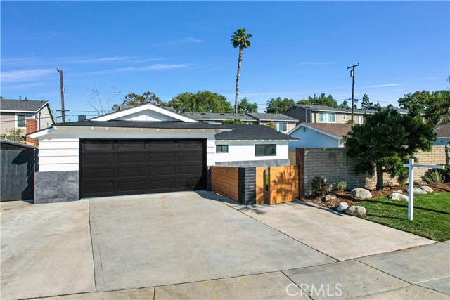 Image 2 for 17662 Forest Ln, Huntington Beach, CA 92647
