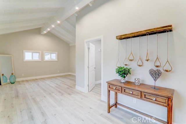 Detail Gallery Image 11 of 19 For 4653 W 137th St, Hawthorne,  CA 90250 - 5 Beds | 3 Baths
