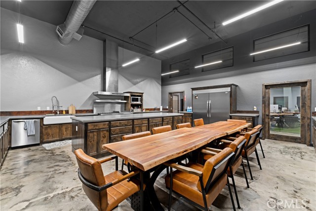 Image 19 of 26 For 510 Robertson