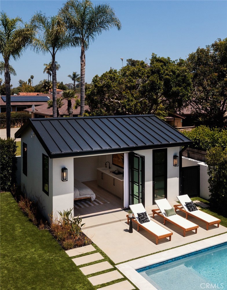 MLS #OC25115450 img 4