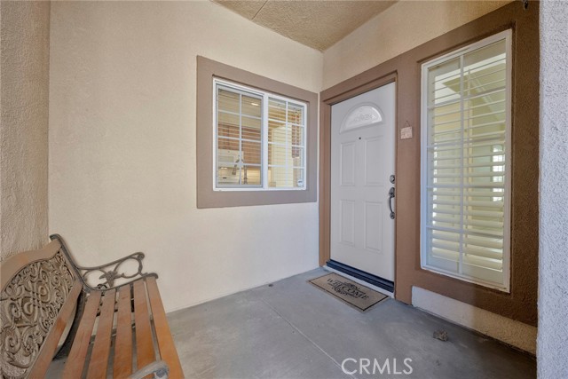 Detail Gallery Image 2 of 28 For 1131 via Palma, Placentia,  CA 92870 - 3 Beds | 2/1 Baths