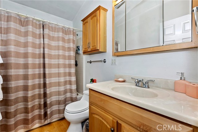 Detail Gallery Image 14 of 25 For 329 E Sherwood Bld, Big Bear City,  CA 92314 - 3 Beds | 2 Baths