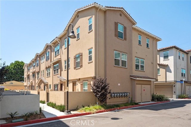 22310 Spanish Oak Court, Torrance CA: https://media.crmls.org/medias/16c9bc2f-4ac5-479e-b11c-ec81edb309f4.jpg