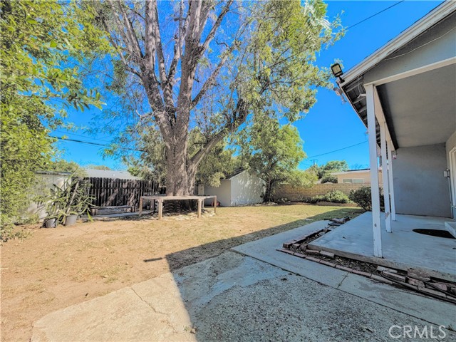Detail Gallery Image 14 of 17 For 10360 Haskell, Granada Hills,  CA 91344 - 3 Beds | 2 Baths