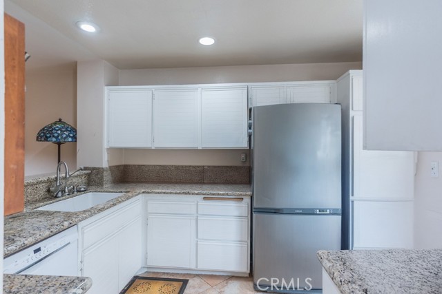 Image 21 of 35 For 25847 Mcbean Pkwy  25