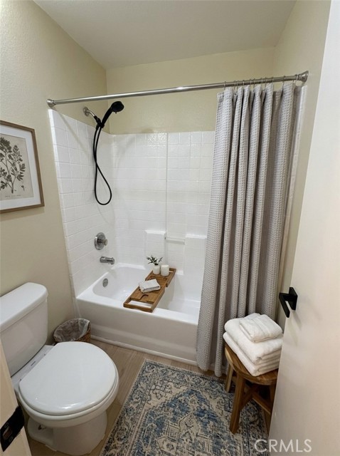 Detail Gallery Image 33 of 45 For 15766 Midwood #4,  Granada Hills,  CA 91344 - 3 Beds | 2/1 Baths