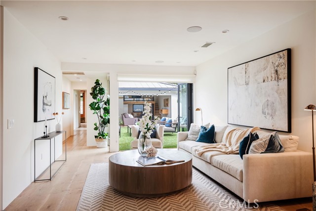 3528 Poinsettia Avenue, Manhattan Beach, California 90266, 3 Bedrooms Bedrooms, ,2 BathroomsBathrooms,Residential,Sold,Poinsettia,SB21241585