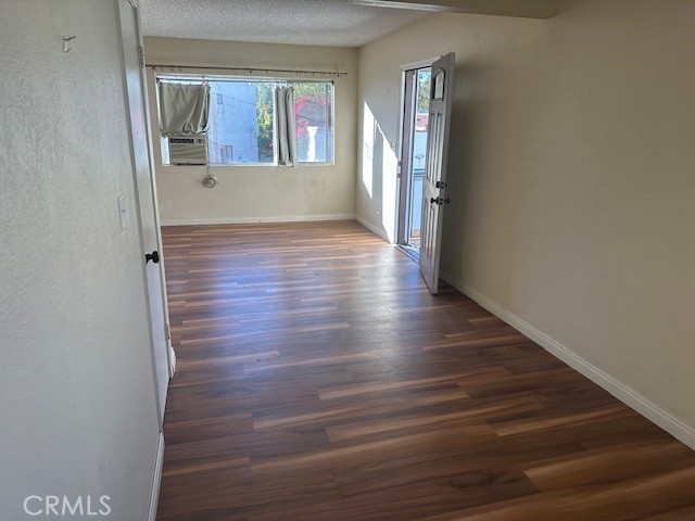 Detail Gallery Image 12 of 16 For 3565 Gundry Ave, Long Beach,  CA 90807 - 2 Beds | 1 Baths