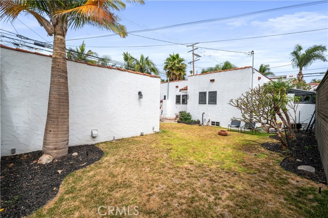 Detail Gallery Image 31 of 38 For 5022 E Broadway, Long Beach,  CA 90803 - 2 Beds | 2 Baths
