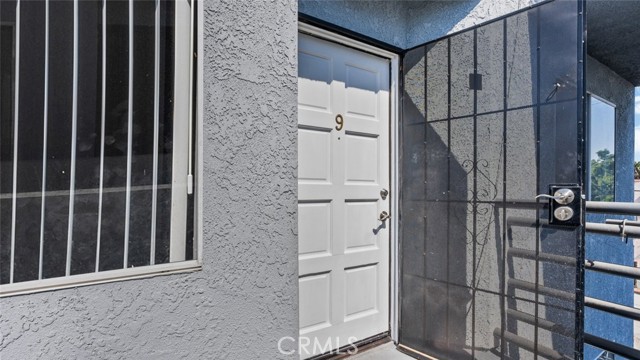 Detail Gallery Image 23 of 28 For 1002 N Edgemont St #9,  Los Angeles,  CA 90029 - 2 Beds | 2 Baths