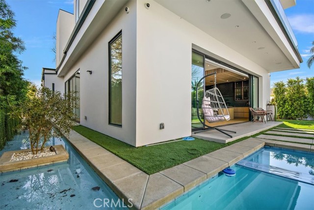 Detail Gallery Image 40 of 44 For 5347 Natick Ave, Sherman Oaks,  CA 91411 - 5 Beds | 5/1 Baths