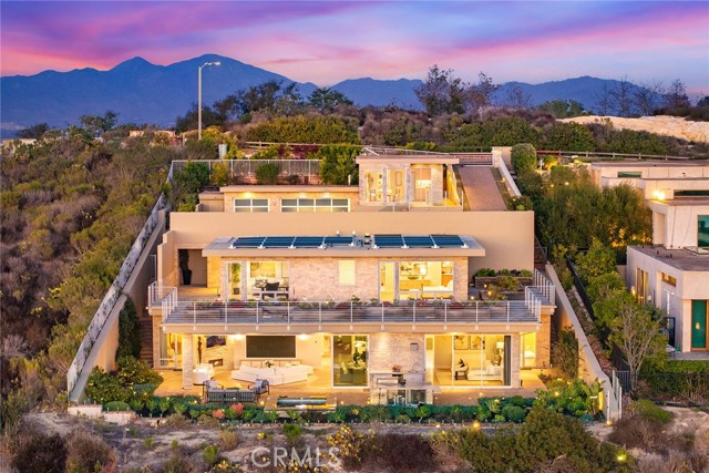 3355 Alta Laguna Boulevard, Laguna Beach CA: https://media.crmls.org/medias/16cf5d1d-fc21-4714-9cfb-17e0ec6a15e6.jpg