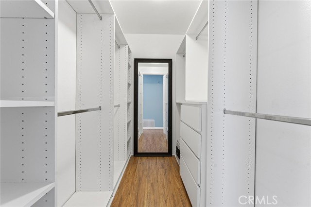 Detail Gallery Image 34 of 51 For 5350 White Oak #413,  Encino,  CA 91316 - 2 Beds | 2 Baths