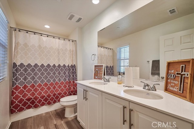 Detail Gallery Image 32 of 45 For 11819 Everly Dr, Corona,  CA 92883 - 3 Beds | 2/5 Baths