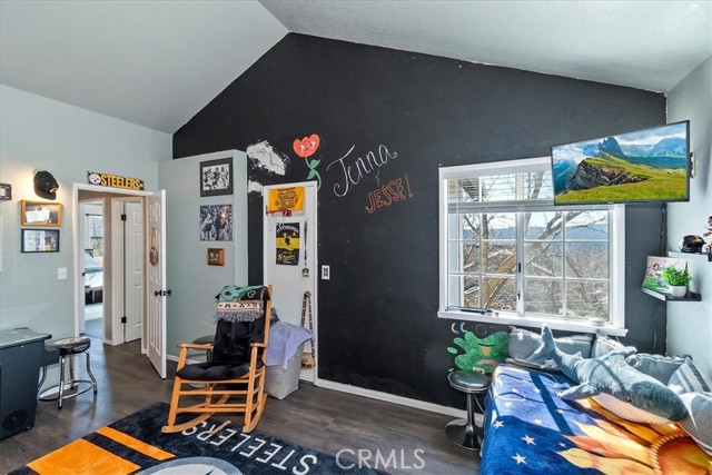 Detail Gallery Image 29 of 73 For 1211 Yosemite, Lake Arrowhead,  CA 92352 - 4 Beds | 3/1 Baths