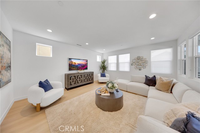 251 Tank, Irvine CA: https://media.crmls.org/medias/16d1b45e-370c-4c01-a349-f1df30f56b86.jpg
