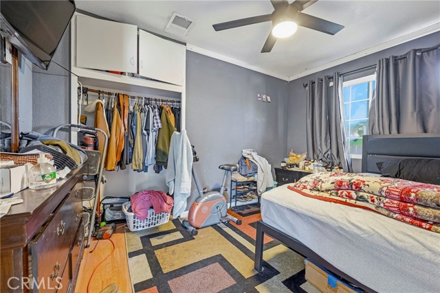 Detail Gallery Image 15 of 39 For 1054 W 24th, Merced,  CA 95340 - 3 Beds | 1 Baths