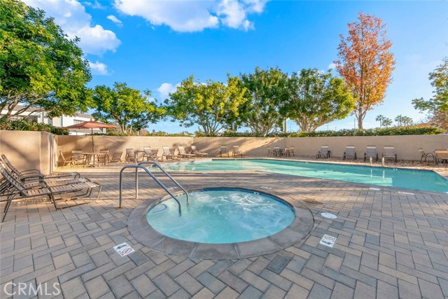 Detail Gallery Image 45 of 47 For 918 Hyde Ct, Costa Mesa,  CA 92626 - 4 Beds | 2/1 Baths