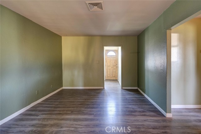 Detail Gallery Image 5 of 28 For 1590 Dale Ave, Merced,  CA 95340 - 2 Beds | 1 Baths