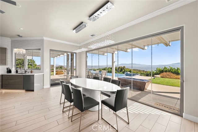 28282 Sycamore Mesa Road, Temecula CA: https://media.crmls.org/medias/16d4ab14-4866-4c45-8294-3e8c75a983ca.jpg