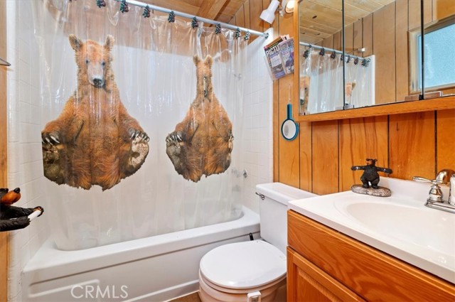 Detail Gallery Image 8 of 29 For 30909 Live Oak Dr, Running Springs,  CA 92382 - 3 Beds | 2 Baths