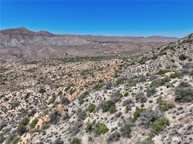 0 Benmar Trail, Yucca Valley CA: https://media.crmls.org/medias/16d5925f-ce79-4c26-b428-be331793093a.jpg