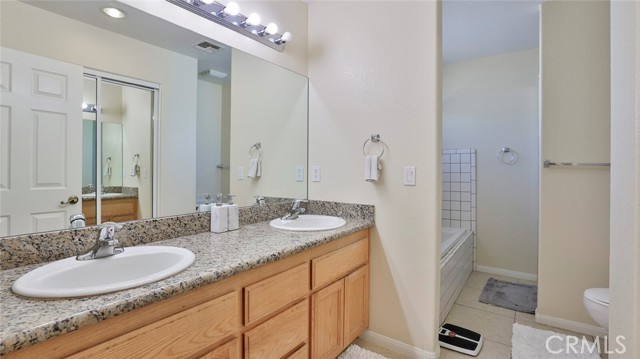 Detail Gallery Image 26 of 62 For 74412 Pinon Dr, Twentynine Palms,  CA 92277 - 4 Beds | 3 Baths