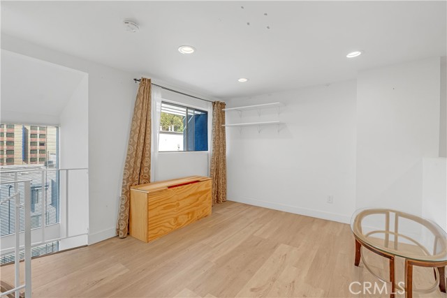 Detail Gallery Image 14 of 28 For 1940 N Highland Ave #75,  Los Angeles,  CA 90068 - 3 Beds | 2/1 Baths