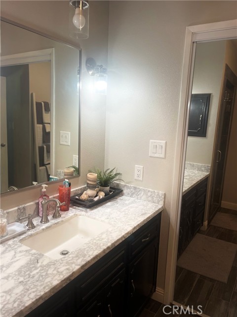 8484 Almond Avenue, Winton CA: https://media.crmls.org/medias/16d63cc6-cf97-4f64-9761-20184fd5fc7e.jpg