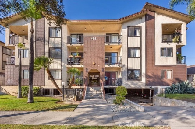 463 Vine ST Unit: 203