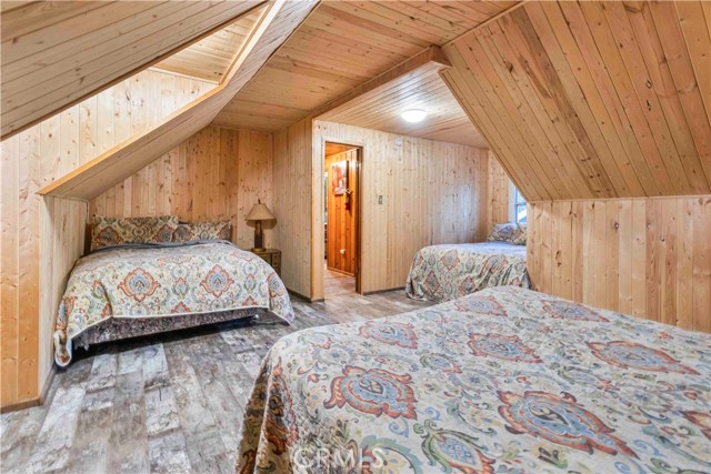 Image 14 of 46 For 39372 Big Bear Boulevard