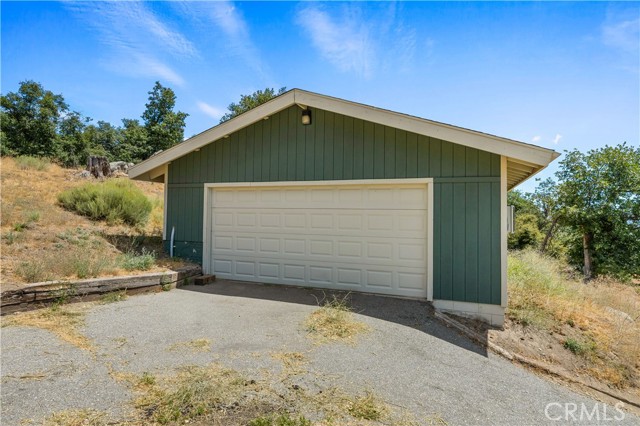 Detail Gallery Image 26 of 30 For 26120 Deertrail Dr, Tehachapi,  CA 93561 - 3 Beds | 2 Baths