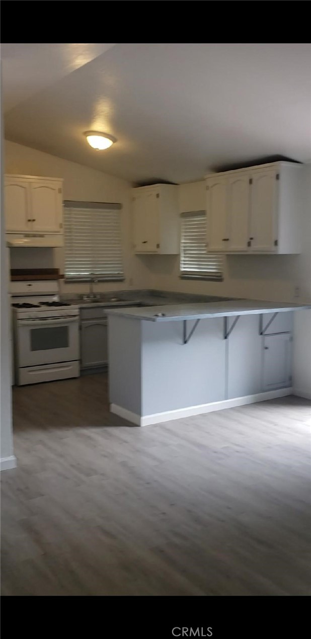 479 E 9th Street, Chico CA: https://media.crmls.org/medias/16d752b8-75c1-44b5-830b-072f3577948c.jpg