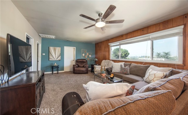 Detail Gallery Image 6 of 15 For 2716 Reservoir Dr, Norco,  CA 92860 - 2 Beds | 1 Baths