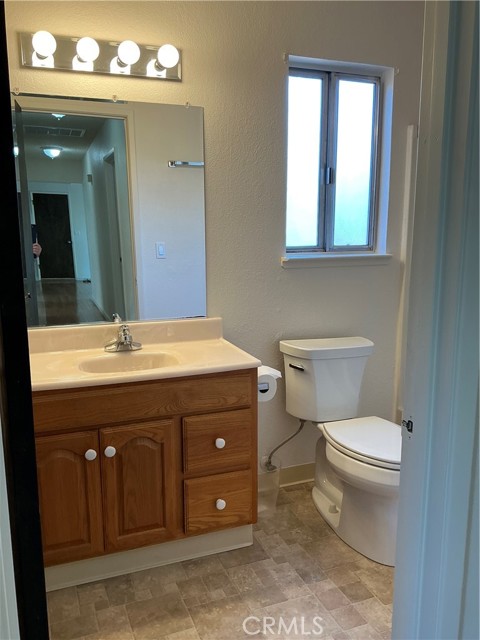 Detail Gallery Image 12 of 30 For 5303 Sierra Dr, Kelseyville,  CA 95451 - 3 Beds | 2 Baths