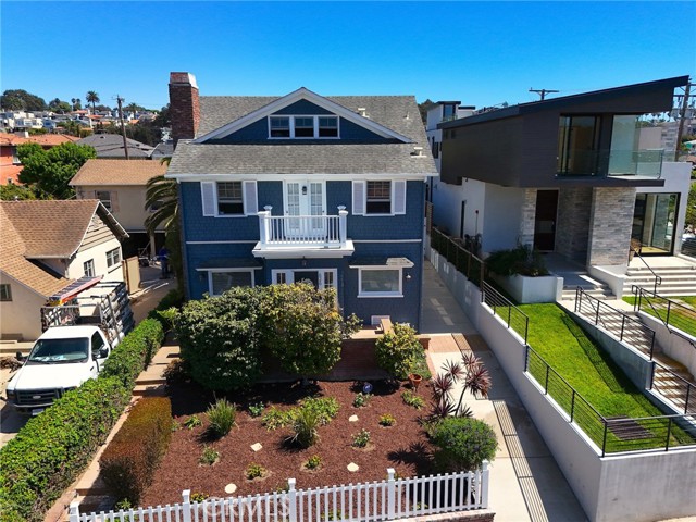 626 Elvira Avenue, Redondo Beach CA: https://media.crmls.org/medias/16da4ac8-f2c7-4501-bce8-daf005beb769.jpg