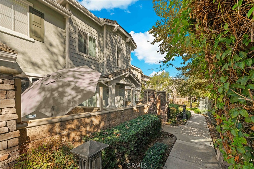 MLS #OC25254109 image #24