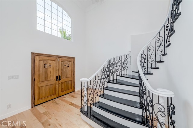 1841 Skyline Way, Fullerton CA: https://media.crmls.org/medias/16db7c8a-976a-4ebd-a50a-cf66481e4832.jpg